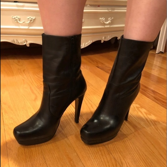 πHPπ New! Stuart Weizmann Black Platform Boots Size 7.5 - Picture 8 of 10